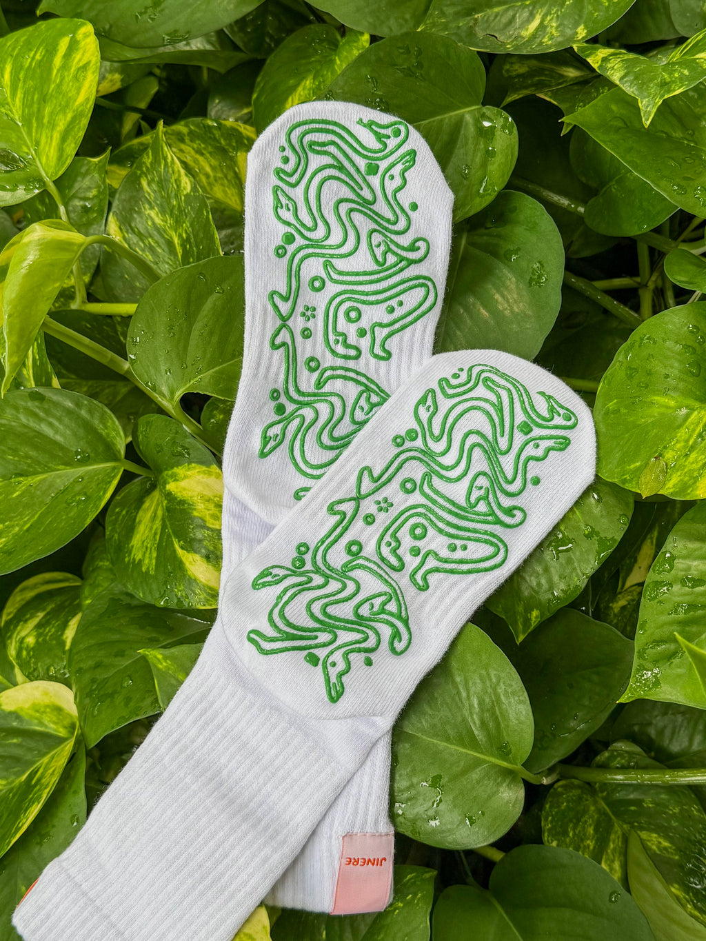Crew Non Slip Grip Socks – White & Green Snakes
