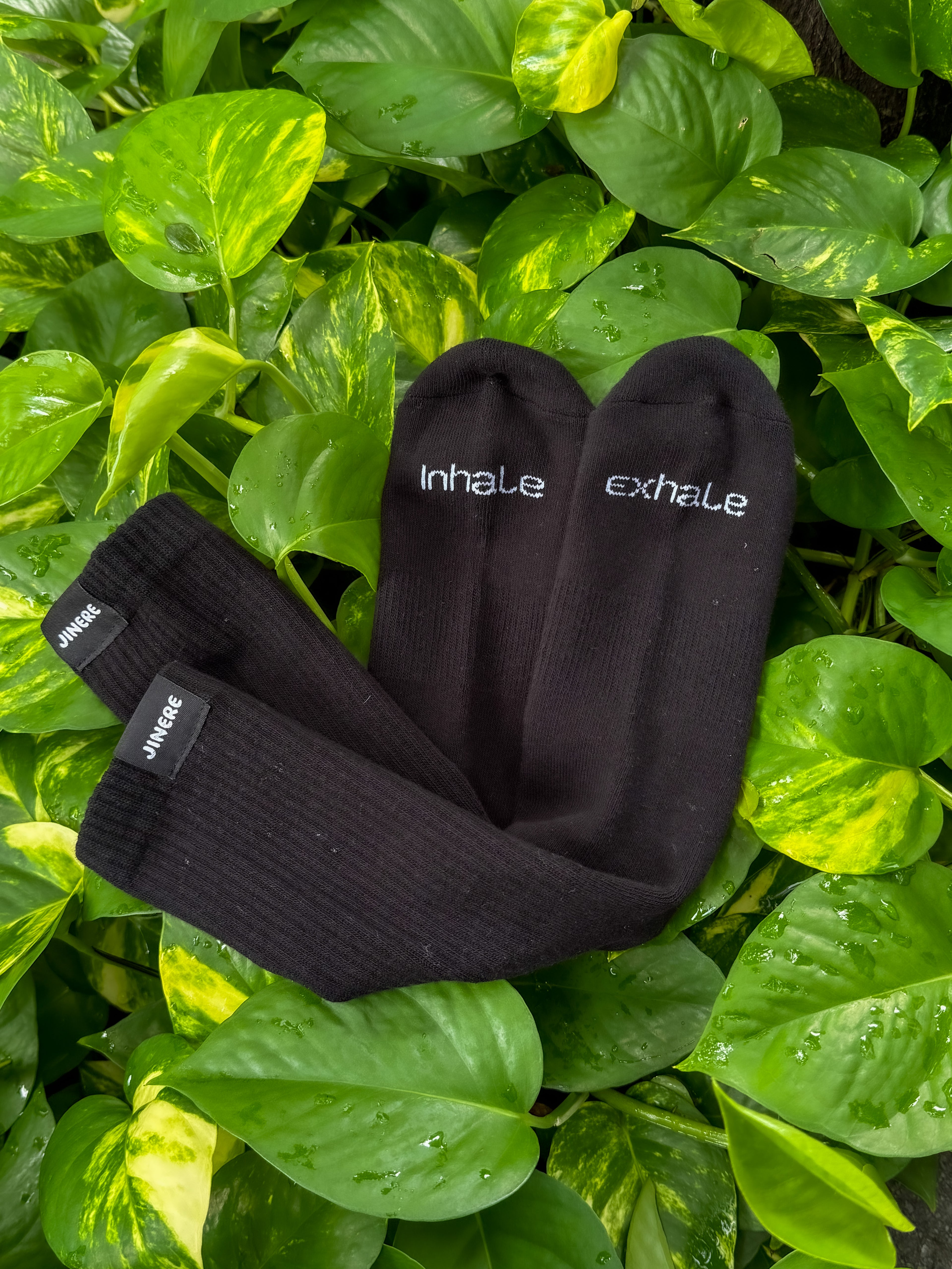 Crew Non Slip Grip Socks – Black & White Snakes