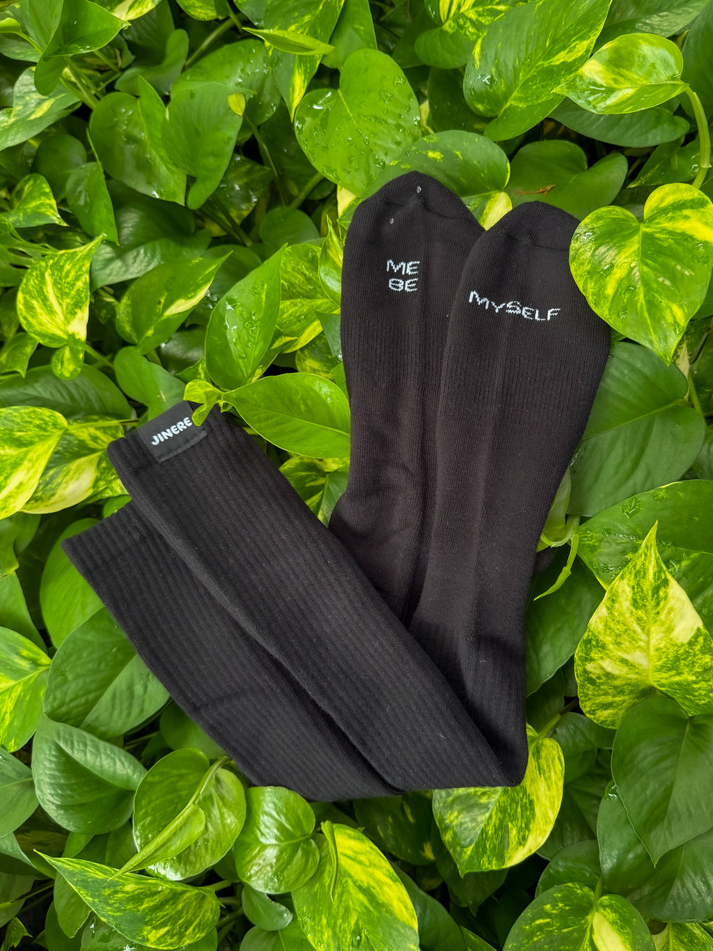 Knee High Non Slip Grip Socks – Black & White Snakes